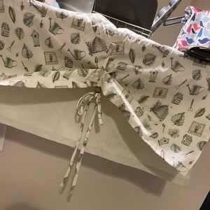 Pfaltzgraff Valance set of 4!